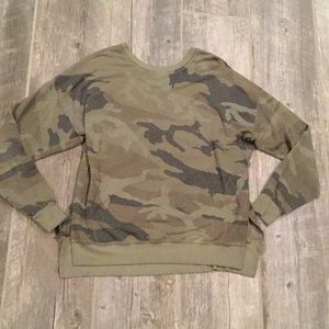 Dantelle Camo Lightweight Sweatshirt